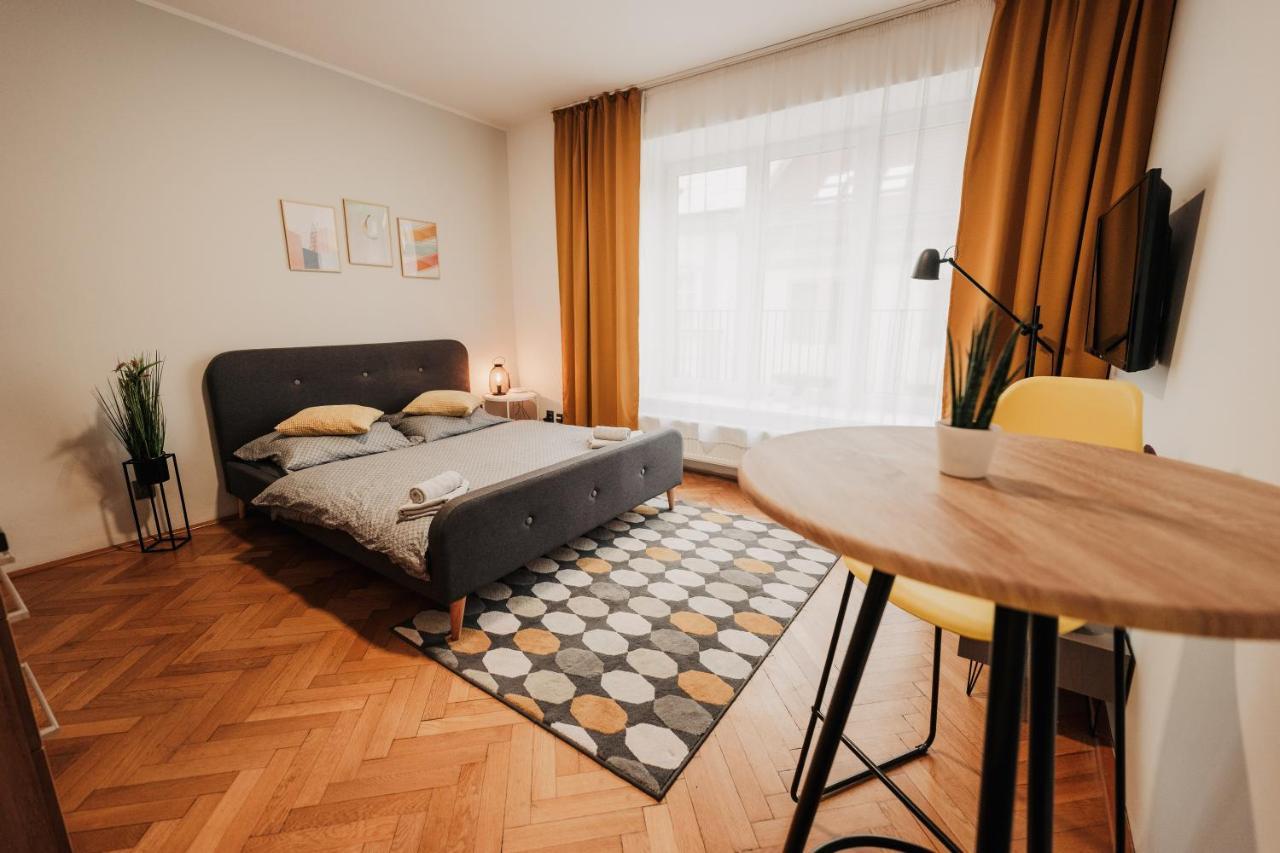 Elegant Studio, 400M From The Square Apartamento Plzeň Exterior foto